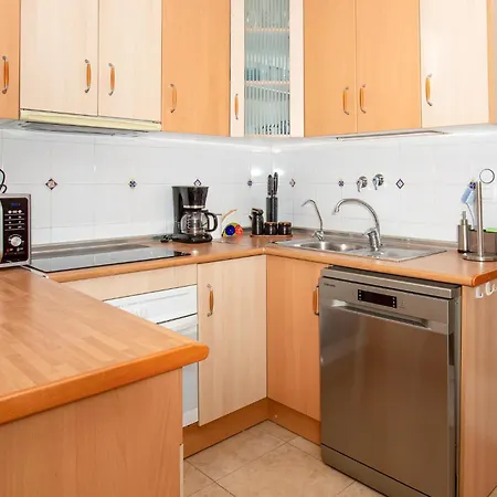3 Bedroom Lovely In